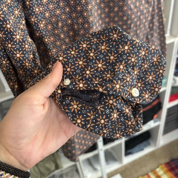 J. Crew Black and Orange floral Casual Button Down Shirt size small - Picture 6 of 7